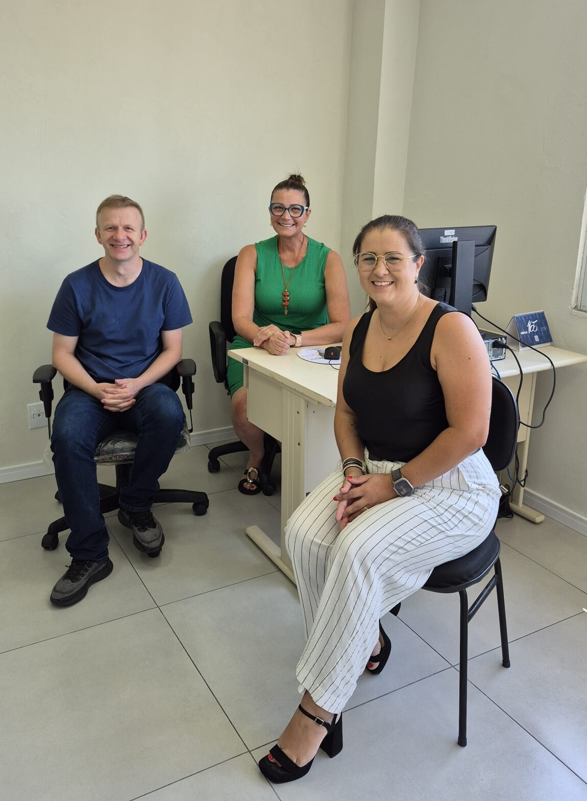 gerente-de-compras-do-sistema-e-consig-realiza-visita-institucional-ao-prev-esteio