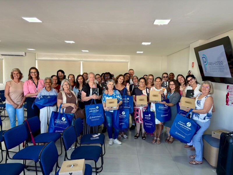 prev-esteio-realiza-evento-entre-elas-em-homenagem-ao-mes-da-mulher